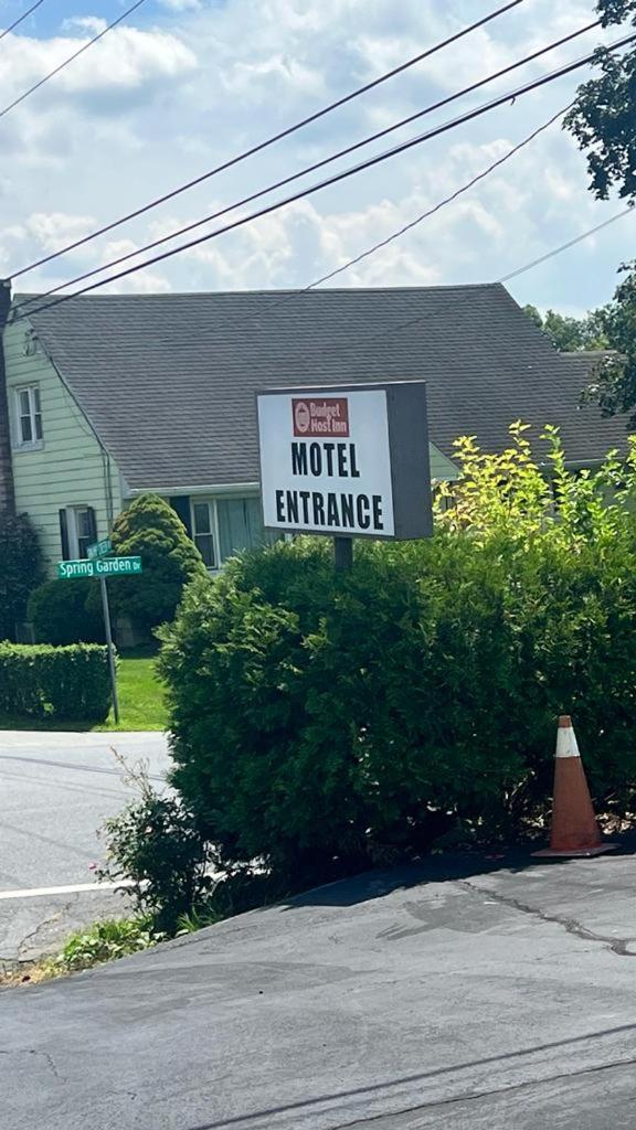 Budget Host Inn Pottstown New Berlinville Exterior foto