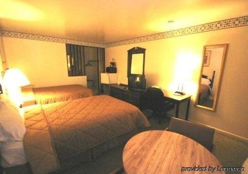 Budget Host Inn Pottstown New Berlinville Zimmer foto